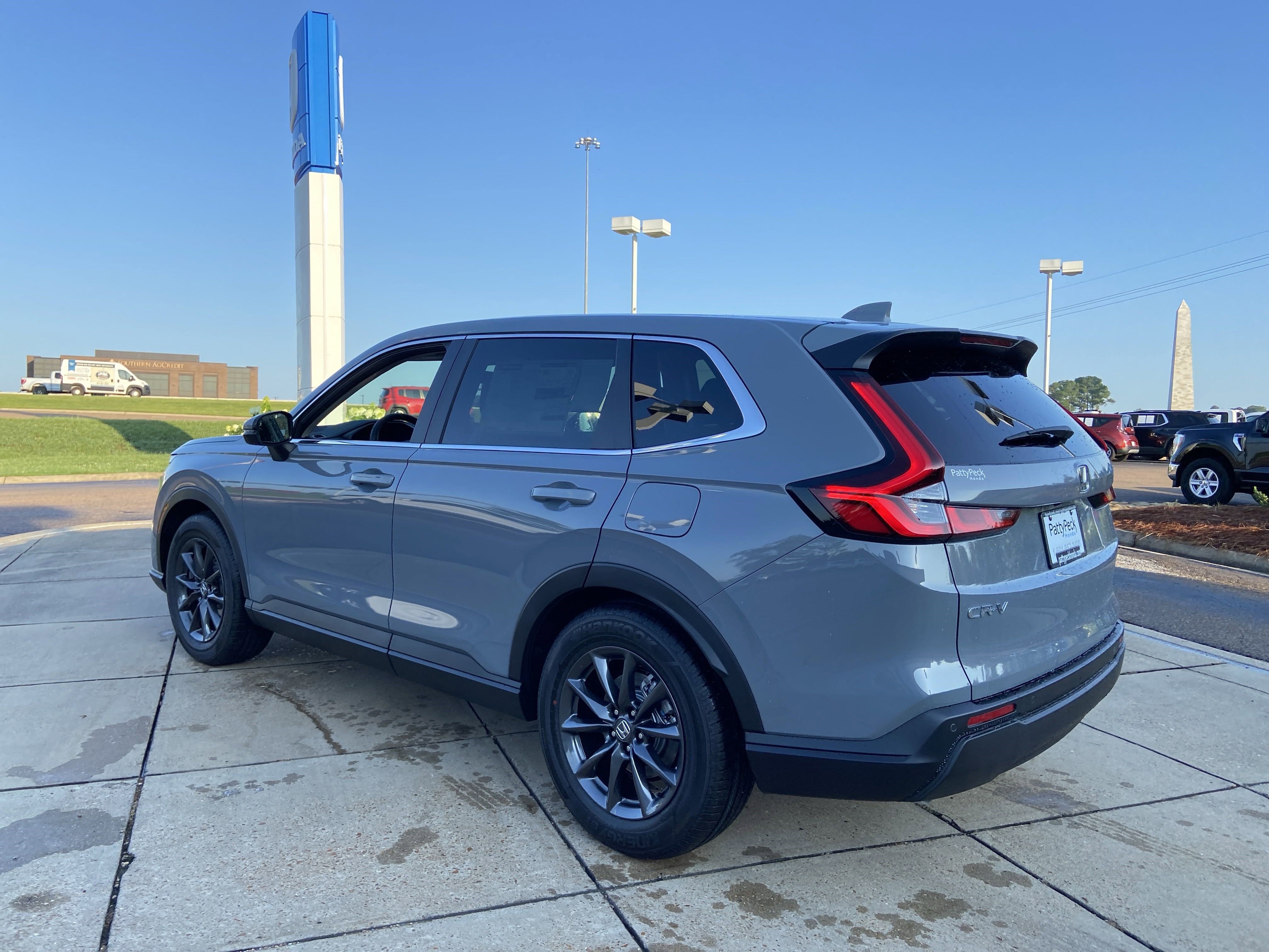 New 2026 Urban Gray Pearl Honda EX-L image 7