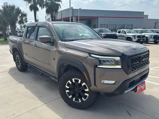 2024 Nissan Frontier PRO-4X Crew Cab 4X4's photo