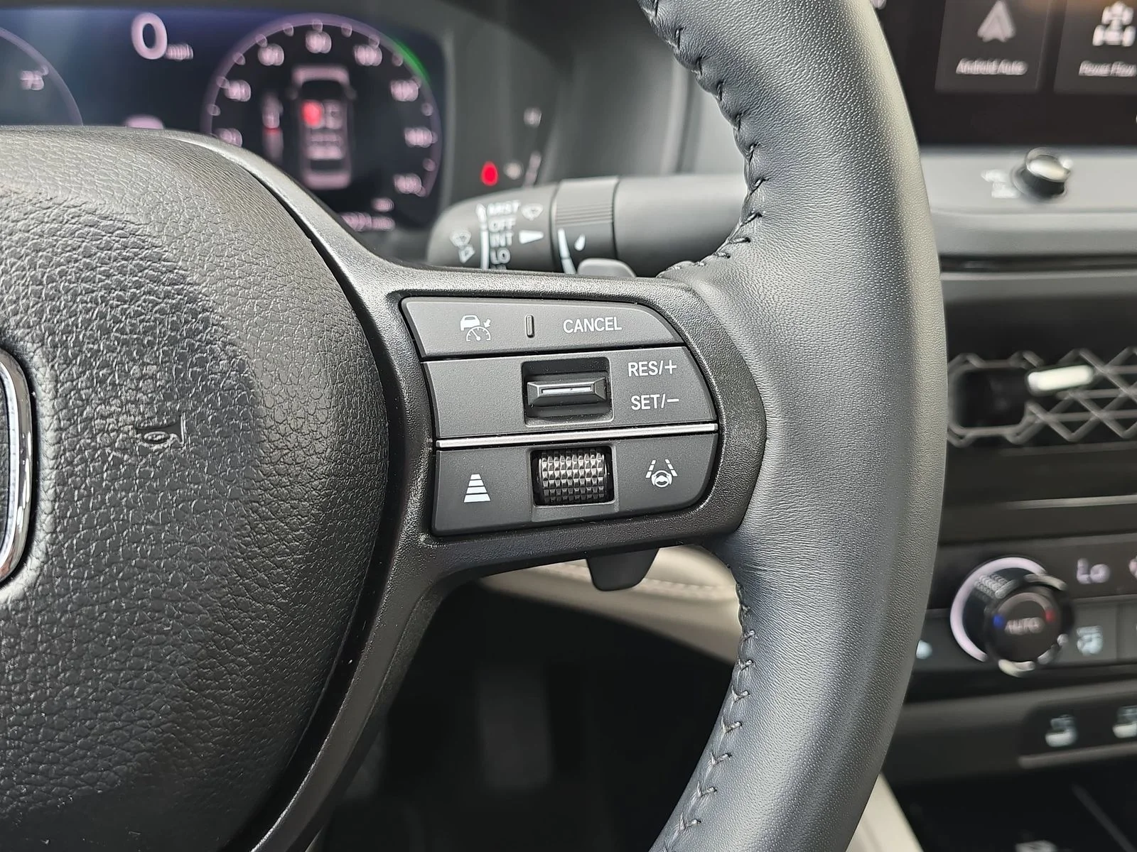 2025 Honda Accord Hybrid EX-L - Photo 17