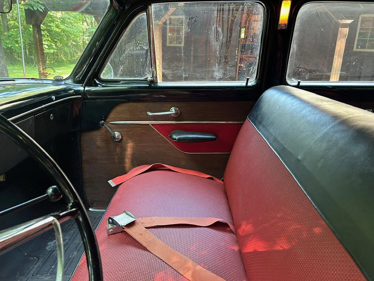 Used 1953  Ford Wagon image 19