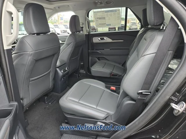 New 2026 Agate Black Metallic Ford Active image 8