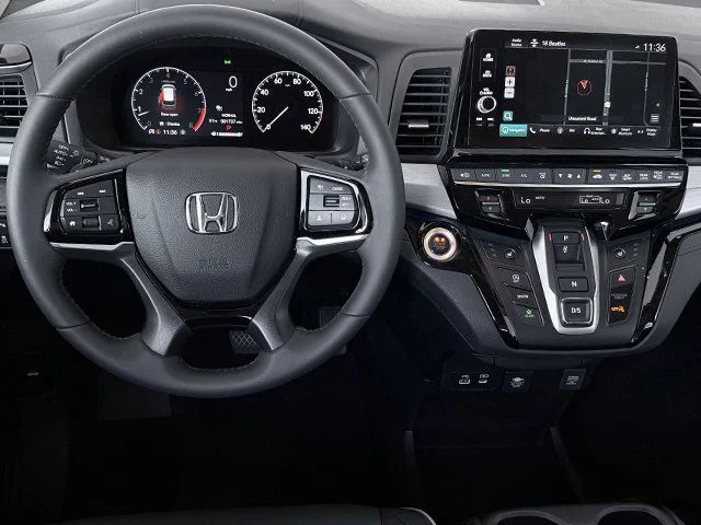 2026 Honda Odyssey Touring - Photo 10