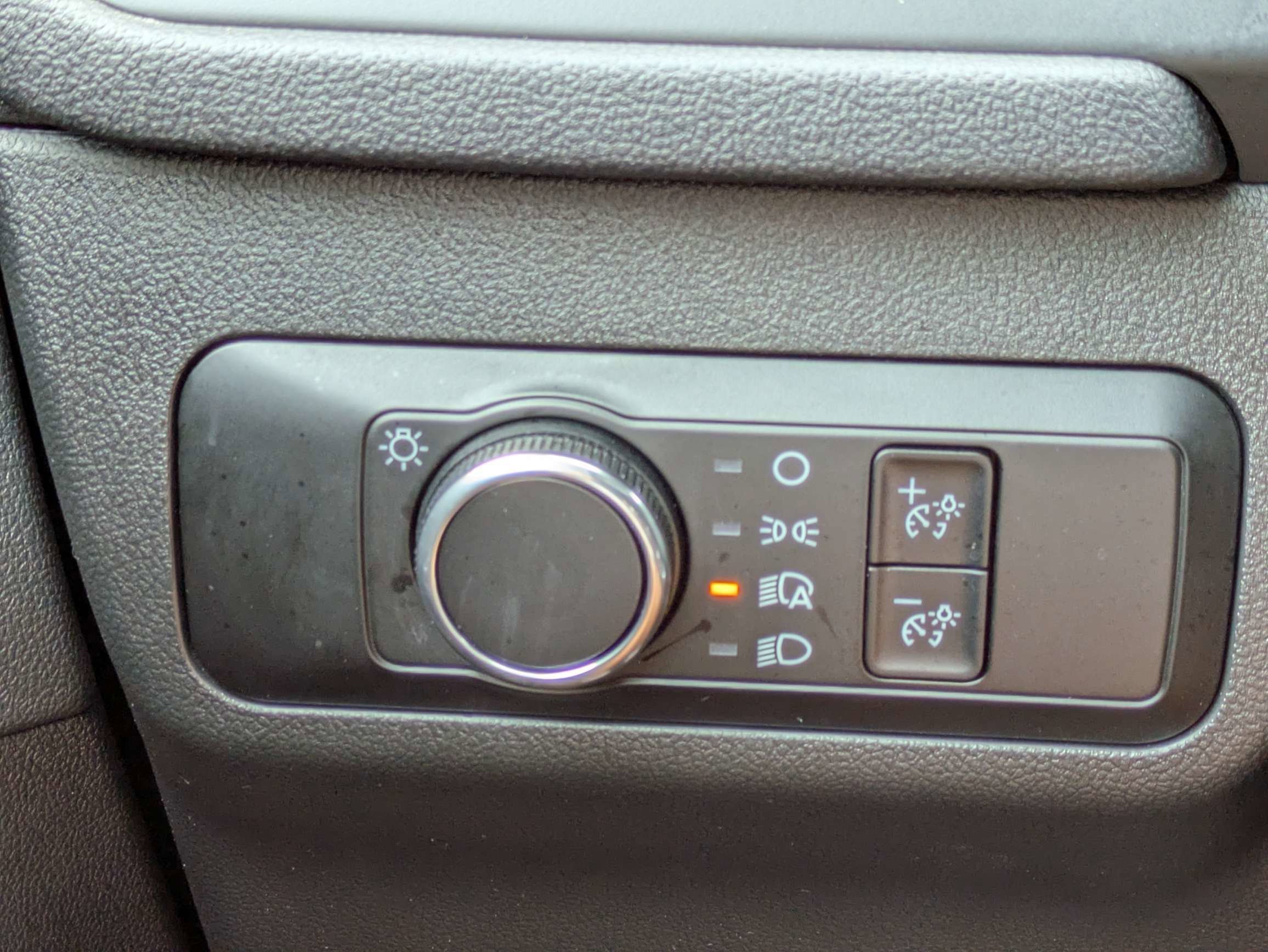 Used 2025 Oxford White Ford Active image 29