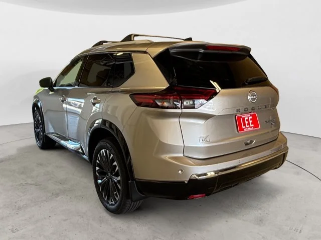 New 2026 Gold Nissan Platinum image 3