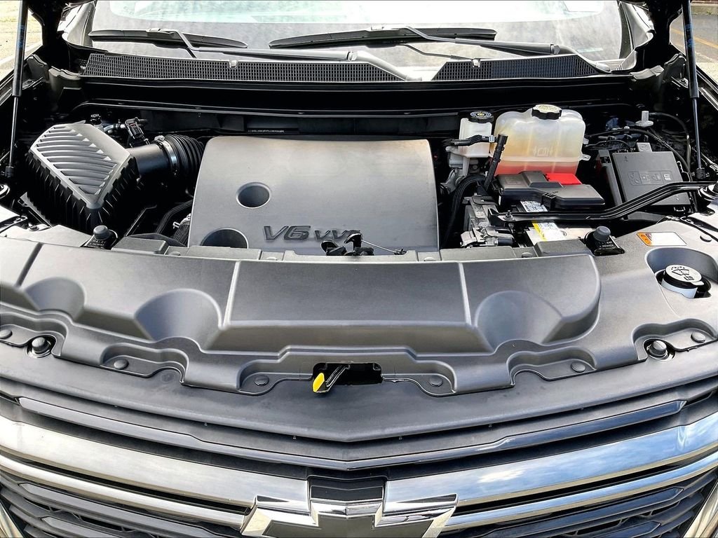 Used 2023 Black Chevrolet LT image 30