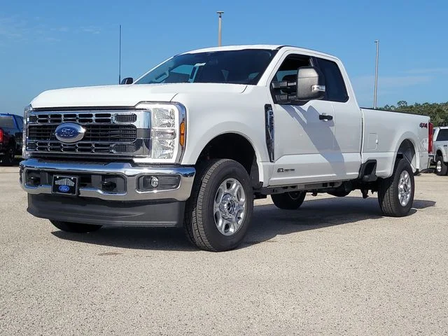 New 2026 Oxford White Ford XLT image 31