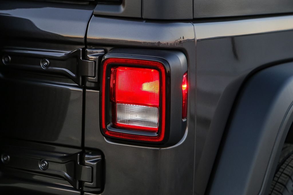 New 2026 Crystal Metallic Jeep Sport image 10