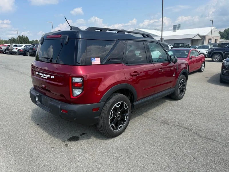 Used 2025 Red Ford Outer Banks image 14