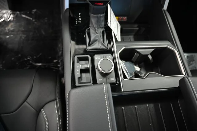 2026 Toyota Tundra Limited - Photo 20