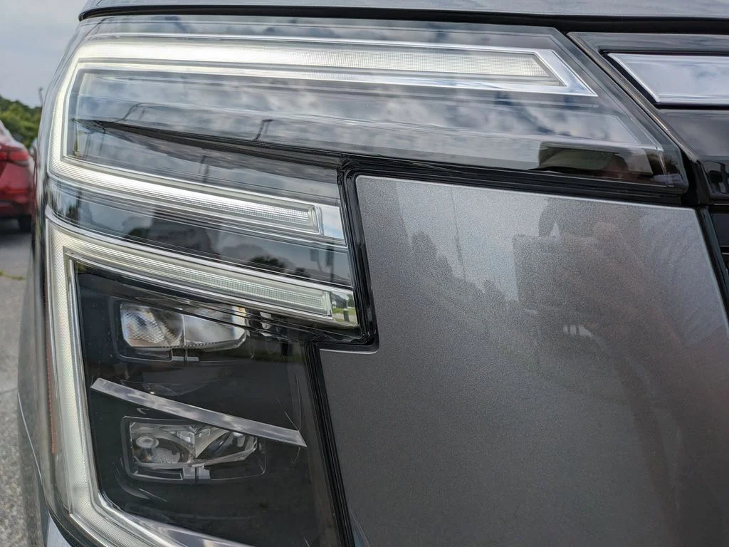 2025 Nissan Armada SL - Photo 10