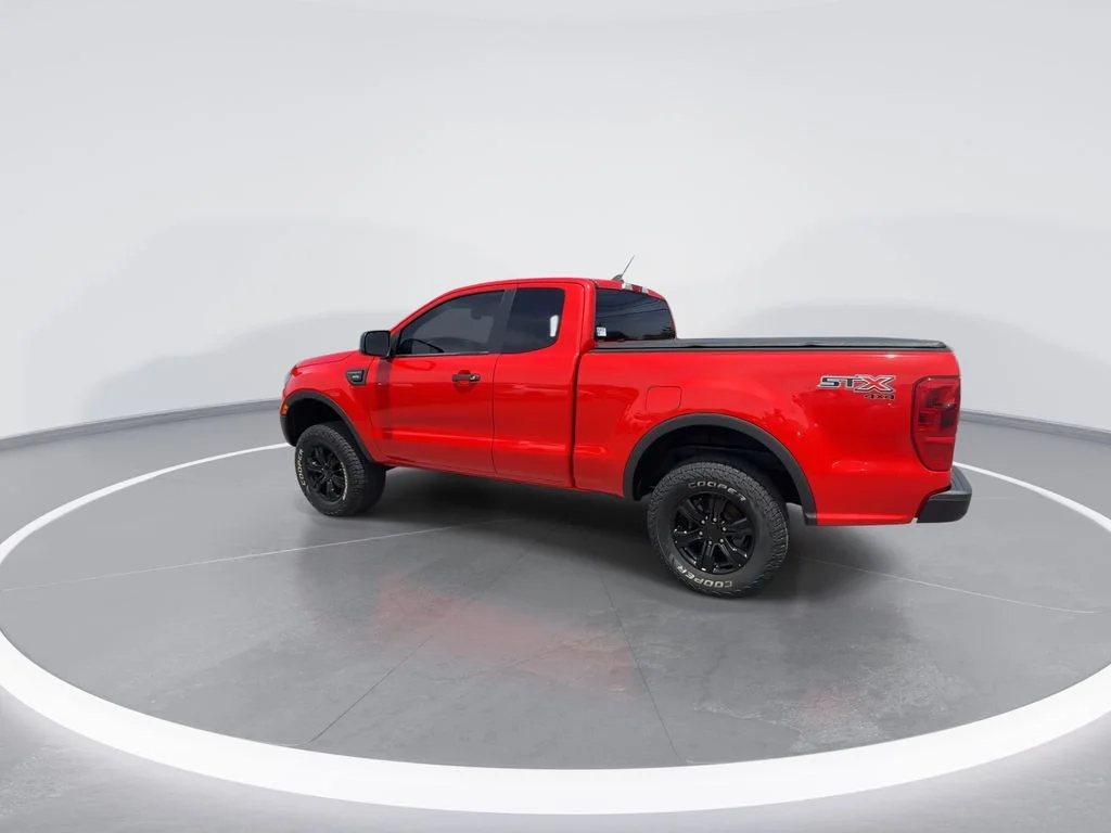 Used 2022 Red Ford XL image 6