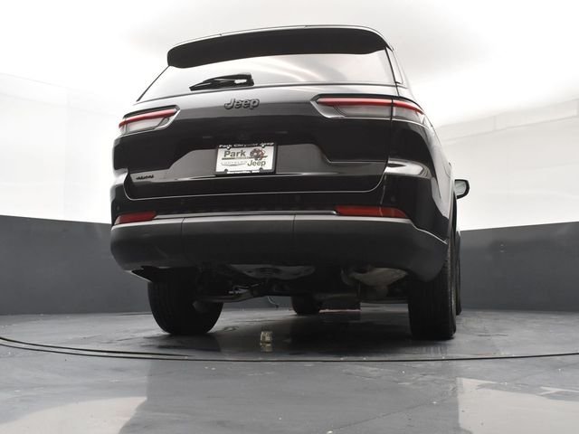 Used 2024 Black Jeep Altitude X image 23