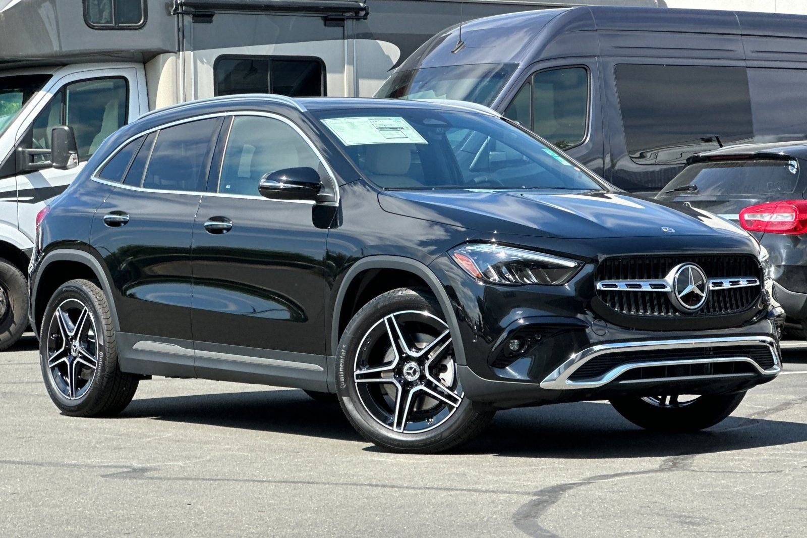 New 2026 Black Mercedes-Benz GLA 250 image 1