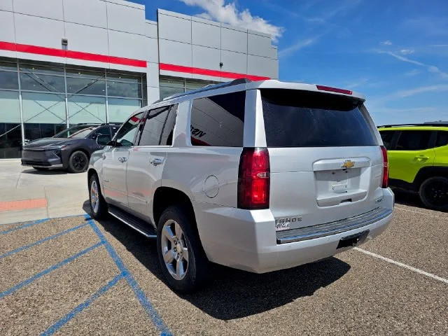 Used 2018 Silver Ice Metallic Chevrolet Premier image 39