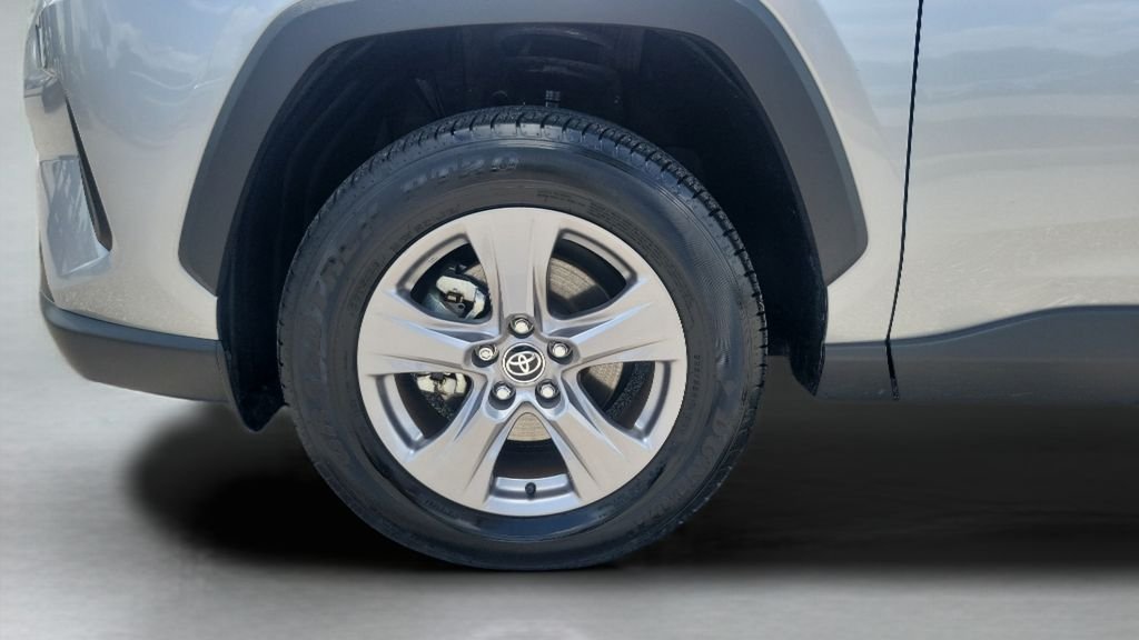Certified Used 2025 Silver Toyota XLE image 25