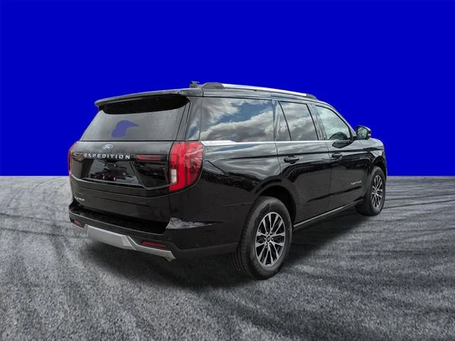 Certified Used 2025 Black Metallic Ford Platinum image 4