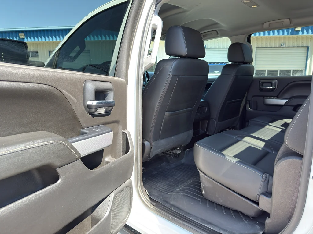 Used 2016 SUMMIT WHITE Chevrolet LTZ image 14