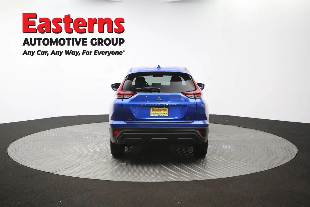 Used 2026 Blue Mitsubishi LE image 38