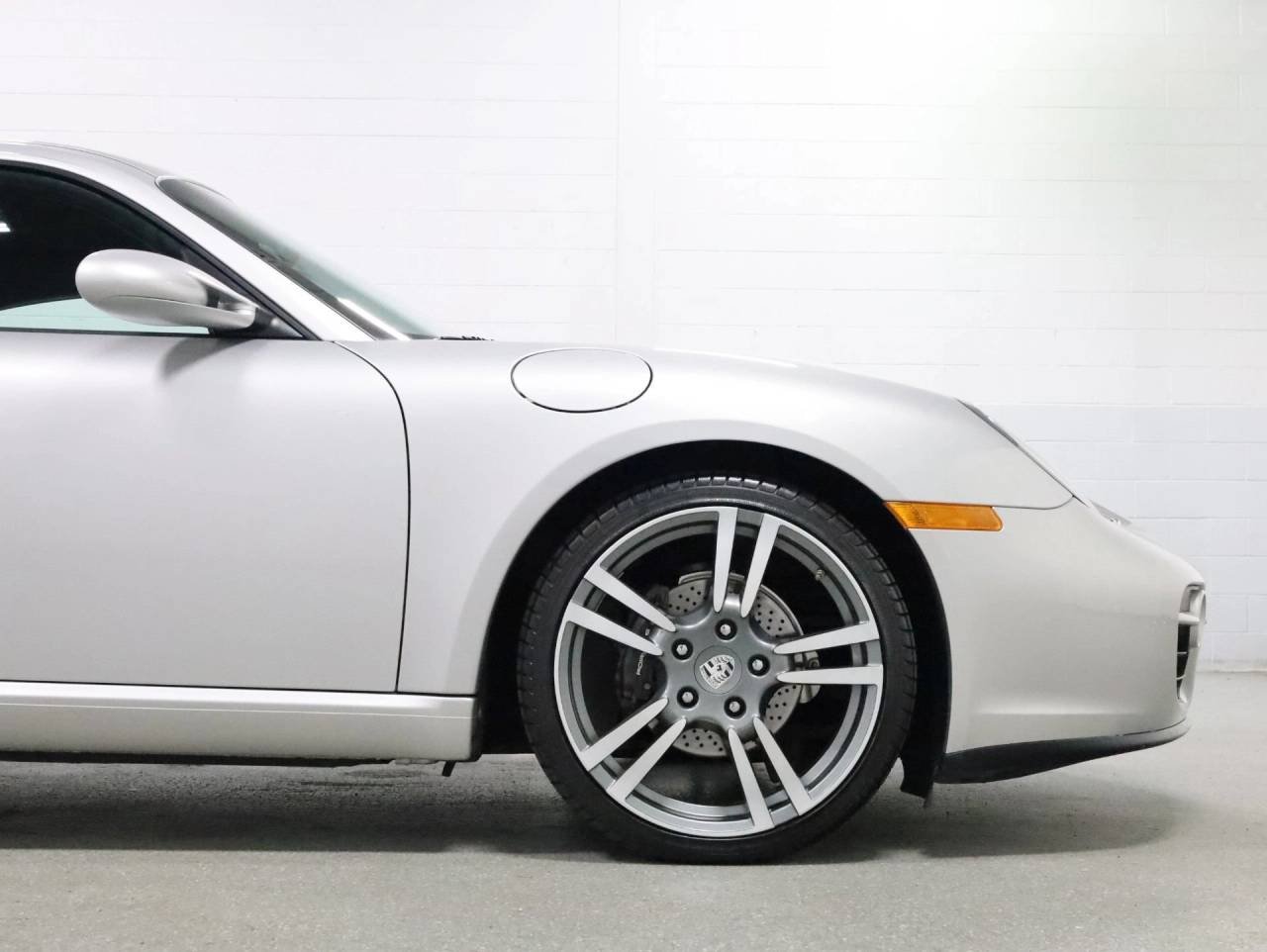 Used 2008 Arctic Silver Metallic Porsche Cayman image 11