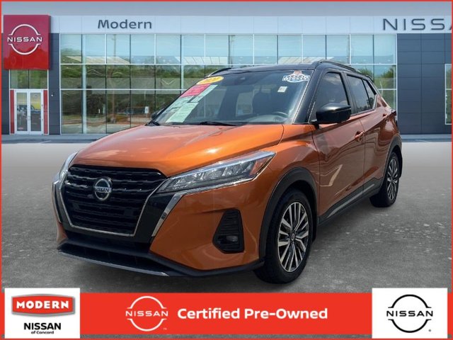 2021 Nissan Kicks SR