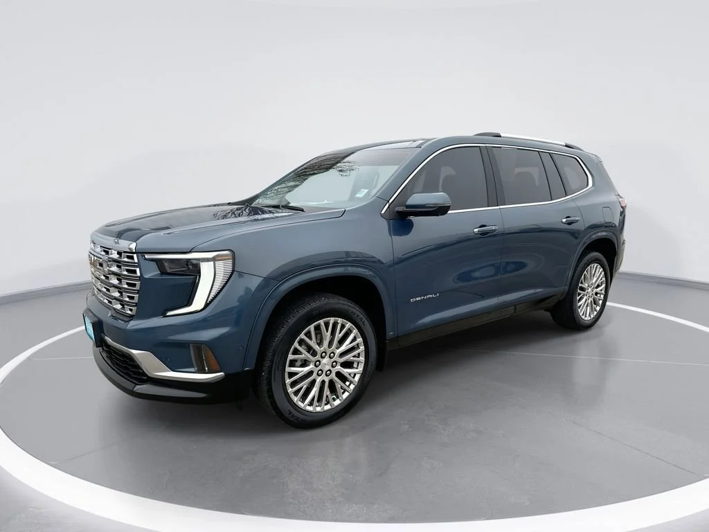 2024 GMC Acadia Denali AWD's photo