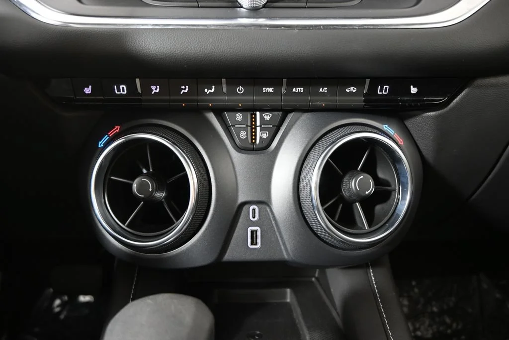 Used 2024 Black Chevrolet 2LT image 29