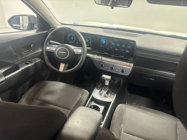 Used 2025 Gray Hyundai SE image 22