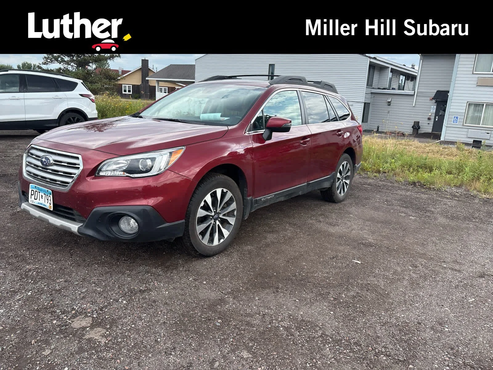 Used 2017 Venetian Red Pearl Subaru Limited image 1