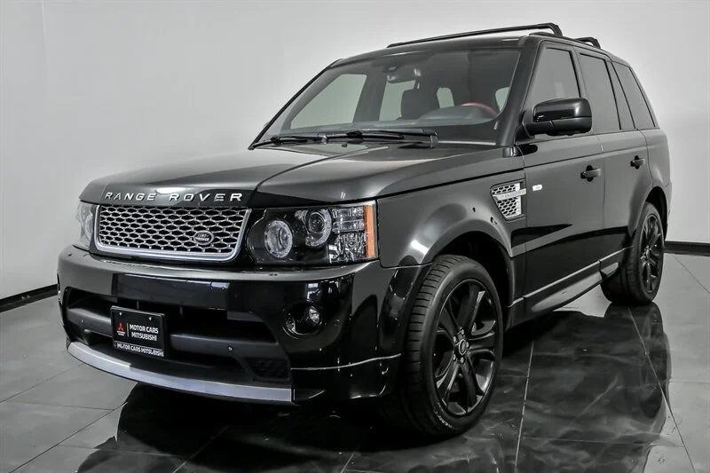 Used 2013 Santorini Black Metallic Land Rover Autobiography image 5