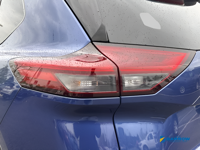 Used 2023 Blue Nissan SL image 28