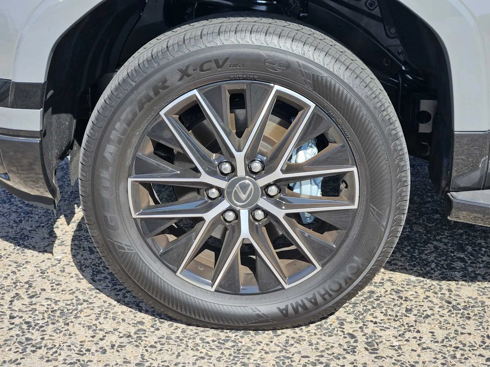 Certified Used 2026 INCOGNITO Lexus Premium+ image 7