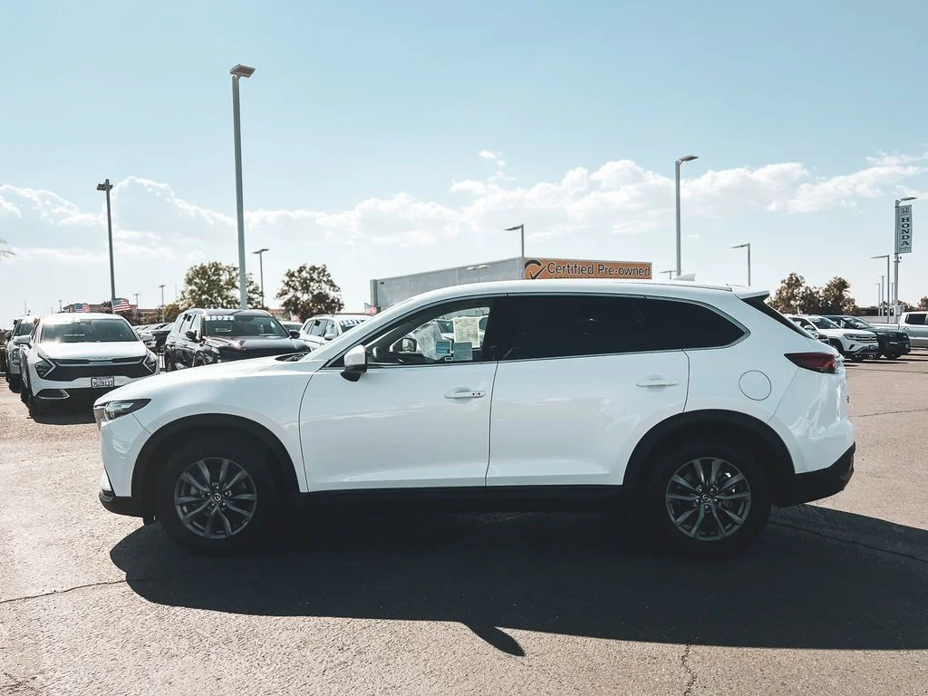 Used 2022 White Mazda Touring image 5