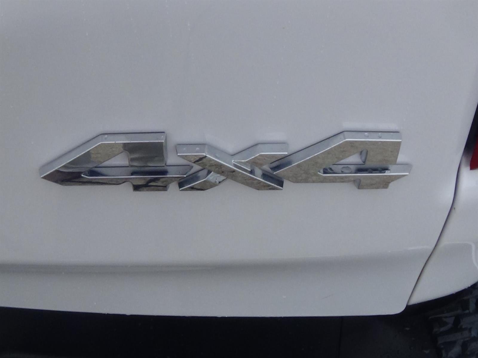 Used 2025 Bright White Clear Coat (pw7) RAM Big Horn image 11