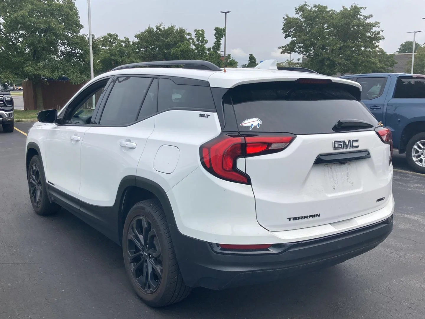 Used 2021 Summit White GMC SLT image 5