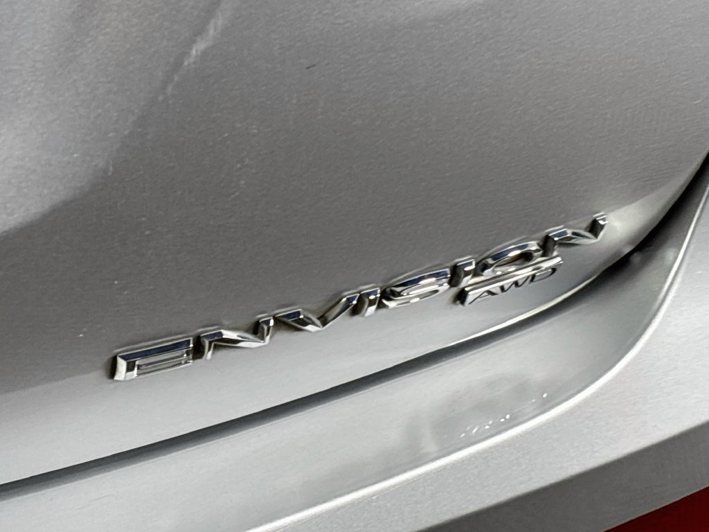 Used 2018 Silver Buick Essence image 24