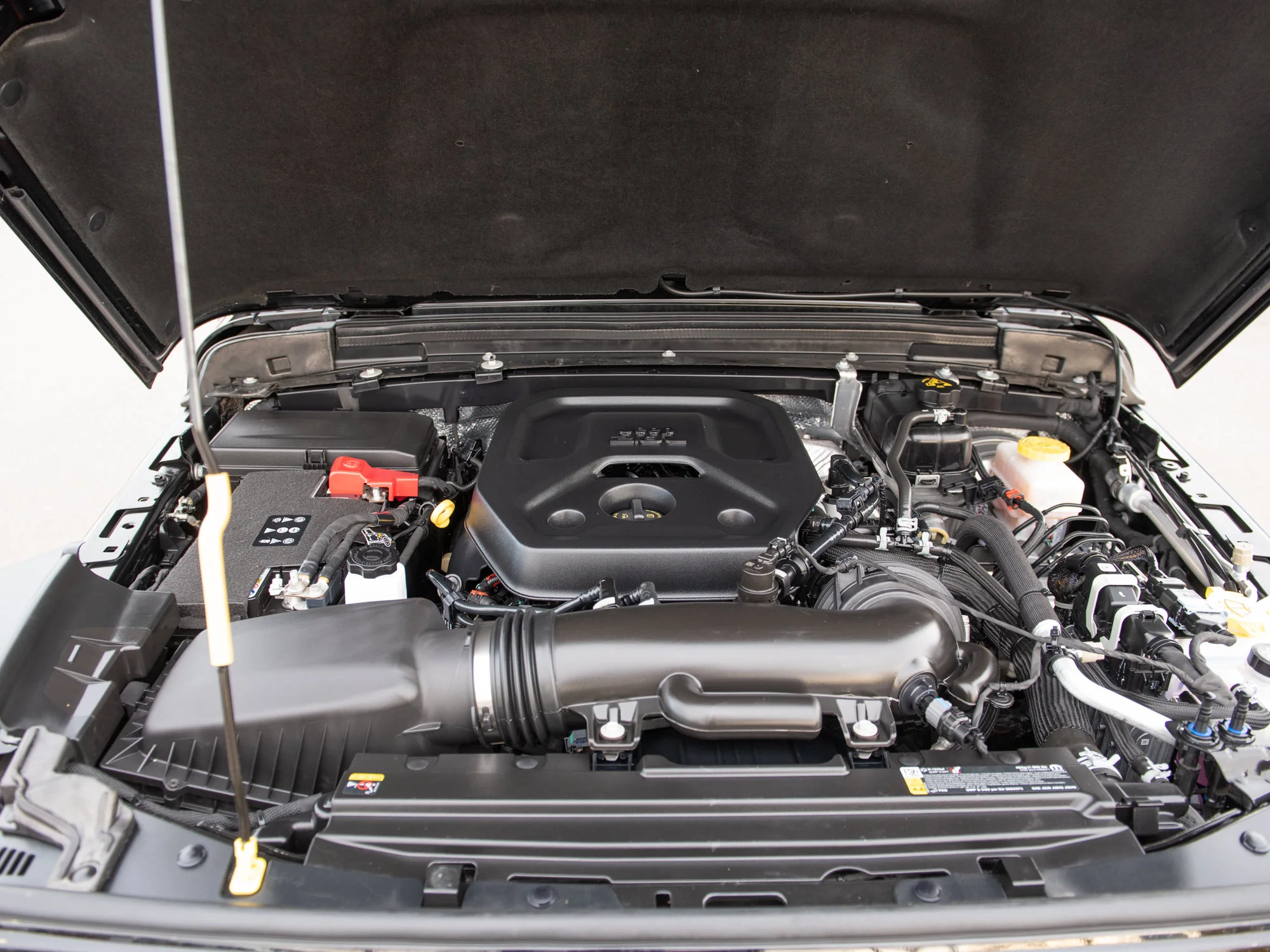 Used 2025 Black Jeep Sport S* 4 Door 4x4, LOW KM, Heated Seats & Wheel, Remote Start image 9