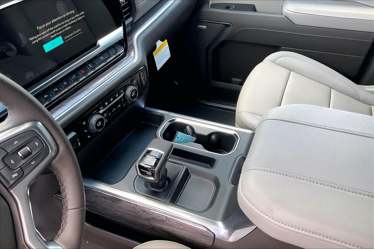 2026 Chevrolet Silverado 1500 LTZ - Photo 7