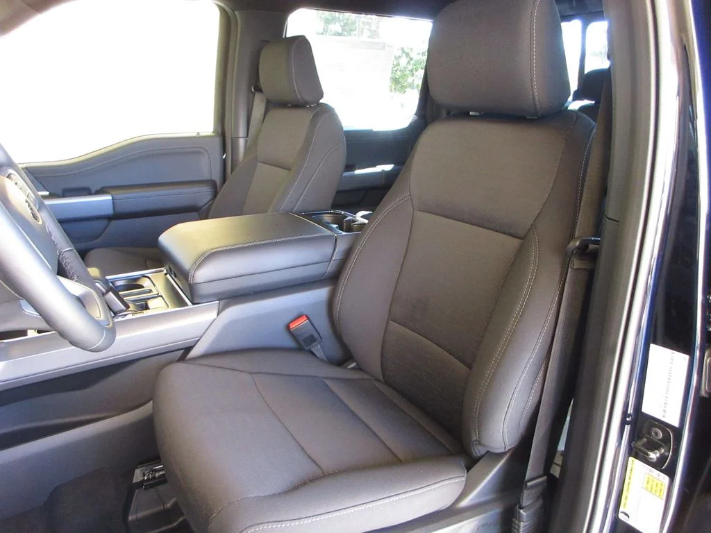 New 2026 Antimatter Blue Metallic Ford XLT image 12
