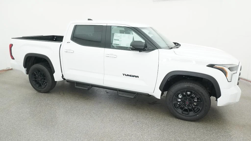 New 2026 Ice Cap Toyota SR5 image 30