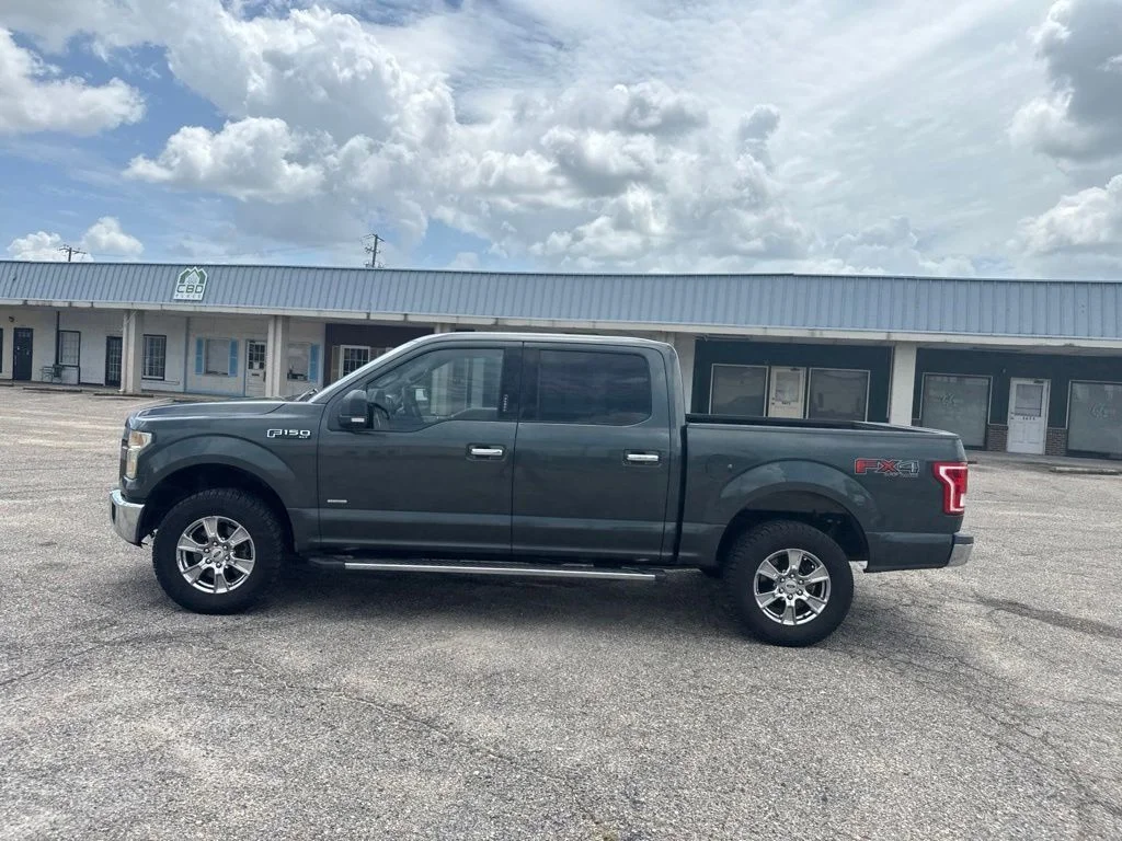 Certified Used 2015 Gray Ford XLT image 8