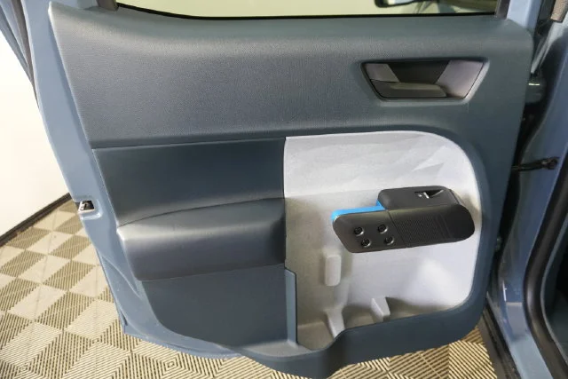New 2026 Azure Gray Metallic Tri-Coat Ford XLT image 25