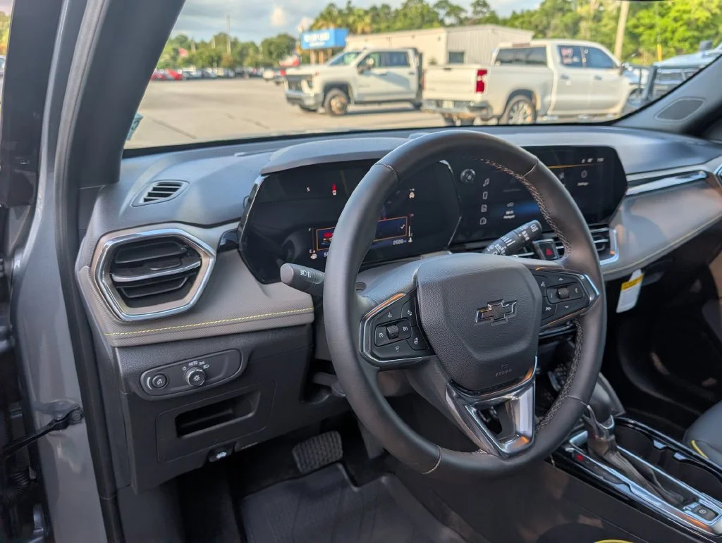 New 2026 Sterling Gray Metallic Chevrolet ACTIV image 31