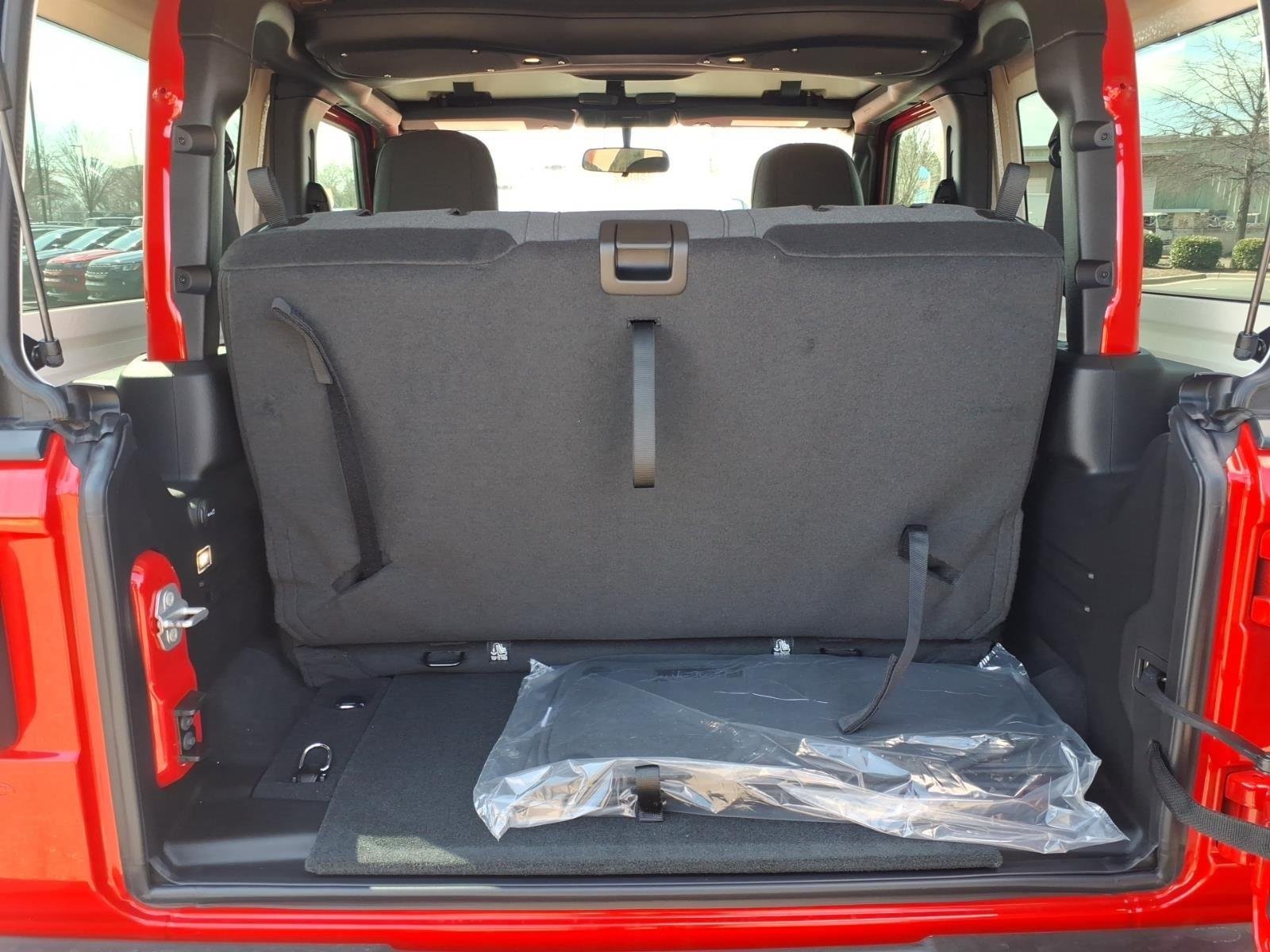 New 2026 Firecracker Red Clear-Coat Exterior Paint Jeep Sport image 32