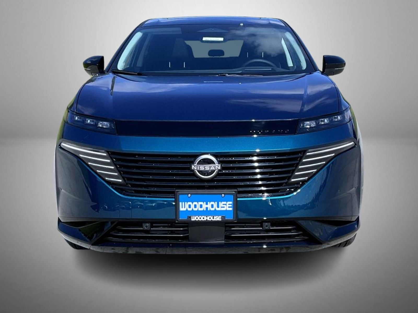 New 2026 Aurora Blue Pearl Metallic / Super Black Two-tone Nissan Platinum image 2
