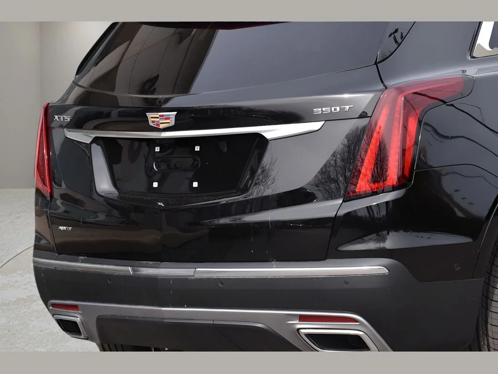 Used 2026 Stellar Black Metallic Cadillac Premium Luxury image 28