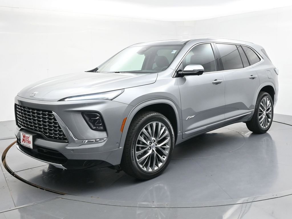 2026 Buick Enclave Avenir AWD's photo