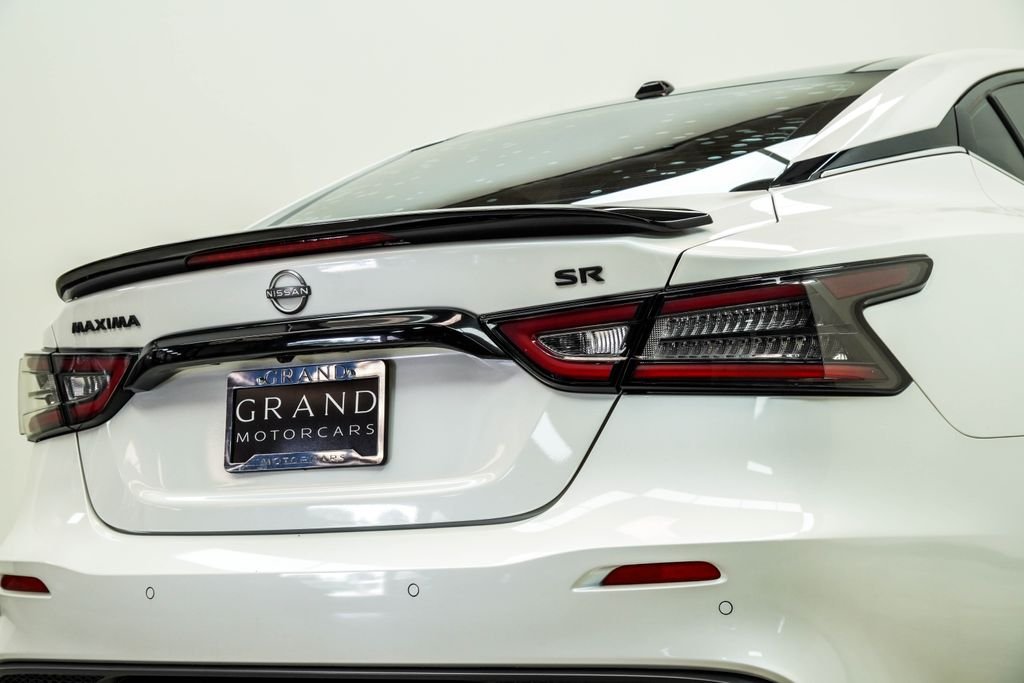 Used 2023 White Nissan SR image 13