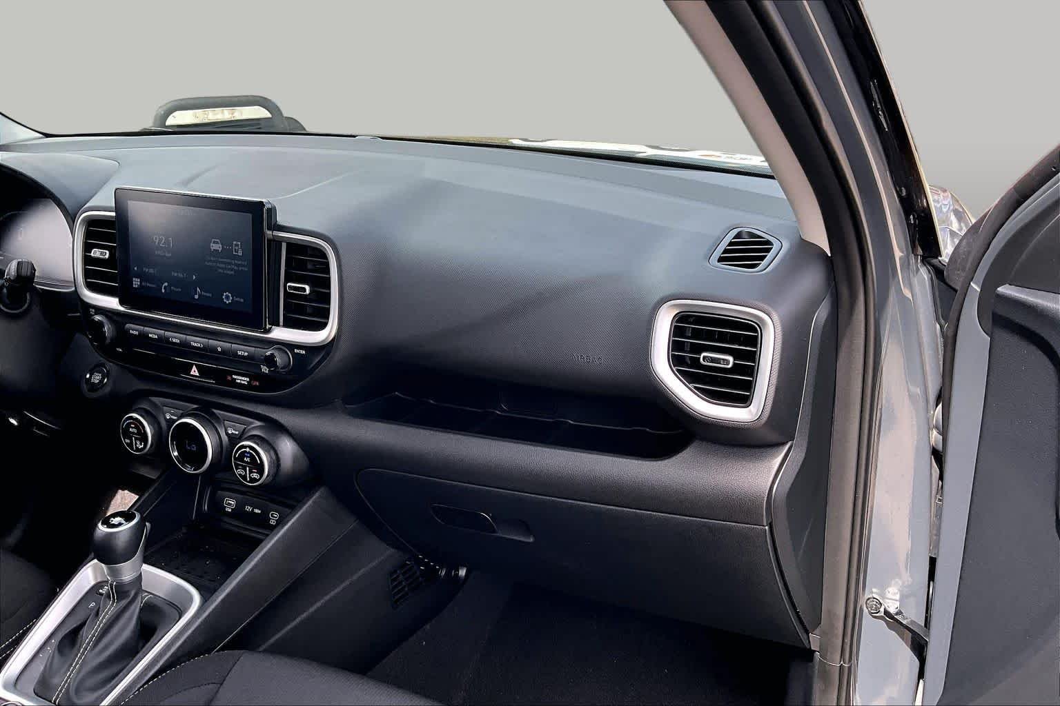Used 2026 Ecotronic Gray Hyundai SEL image 19