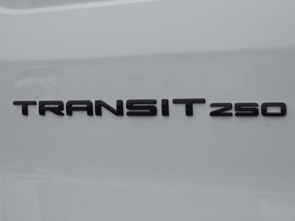 New 2026 Oxford White Ford Base image 26