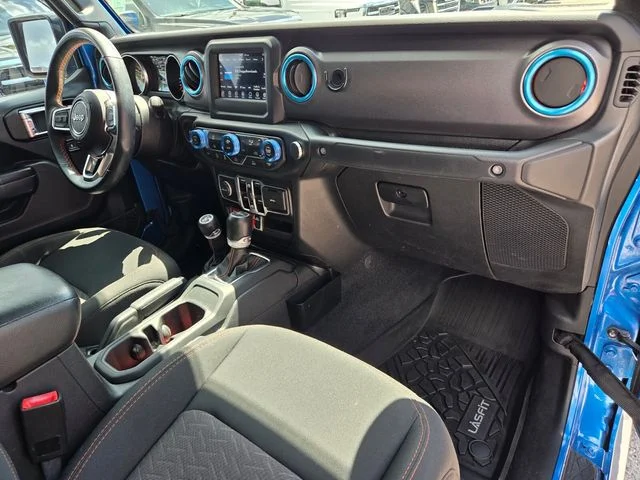 Certified Used 2020 Blue Jeep Mojave image 16